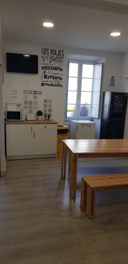 Albergue Santos سانتياغو دي كومبوستيلا المظهر الخارجي الصورة